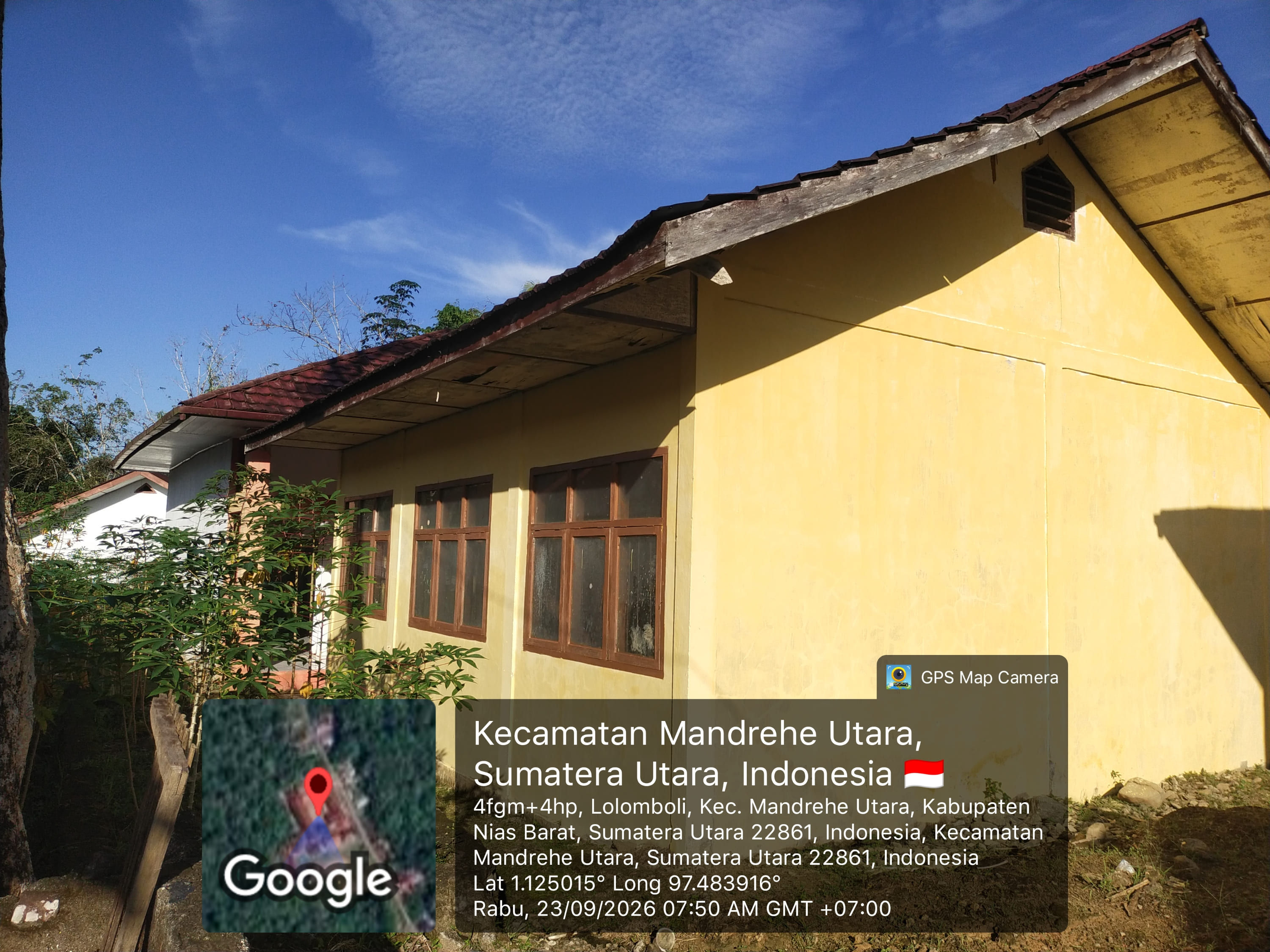 Pengecetan Perpustakaan sesudah di cet. UPTD SD NEGERI NO.075058 LOLOMBOLI TALUNOYO